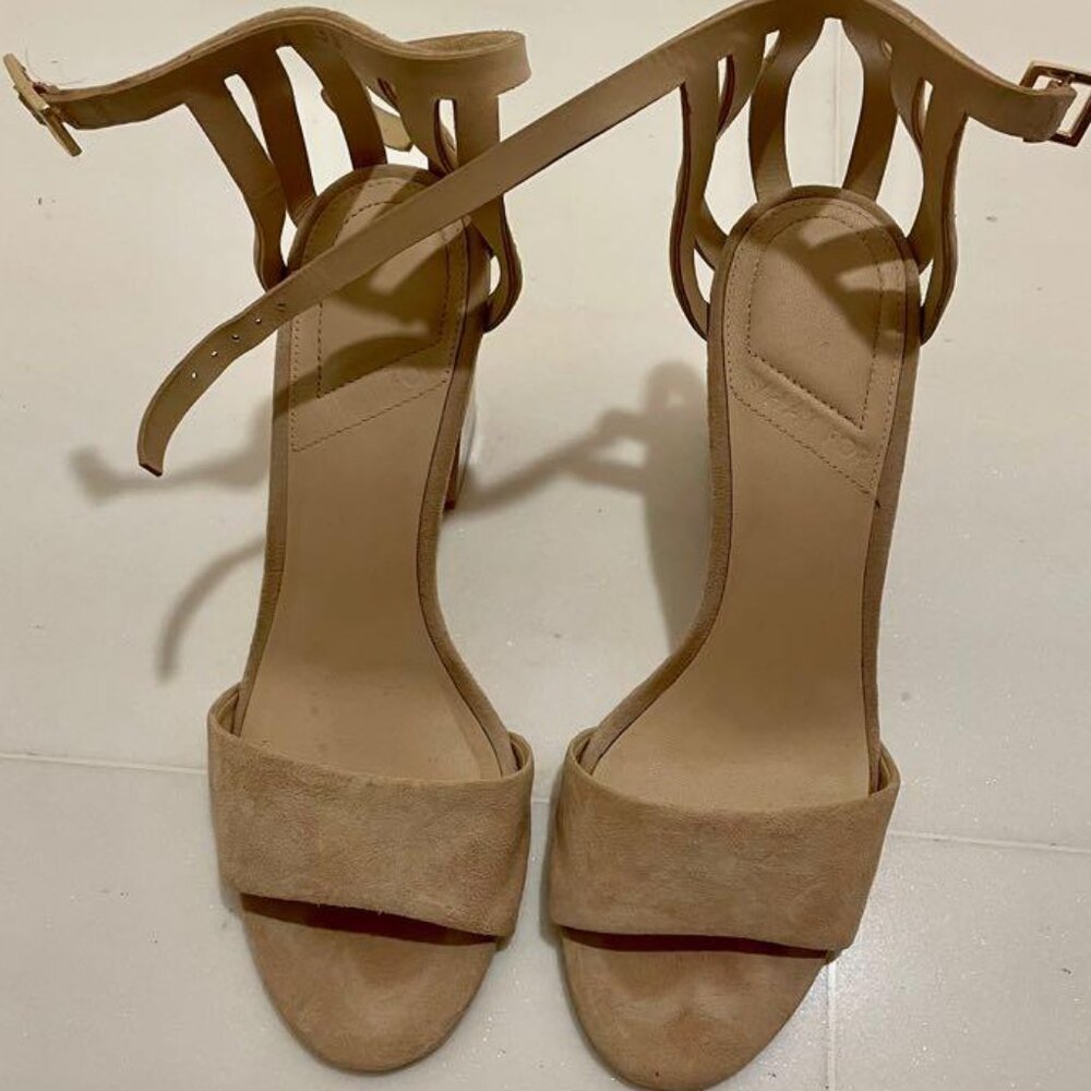 sandals heel